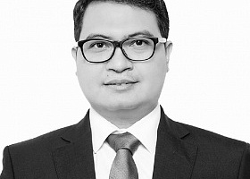 Dr. Teguh Yudo Wicaksono